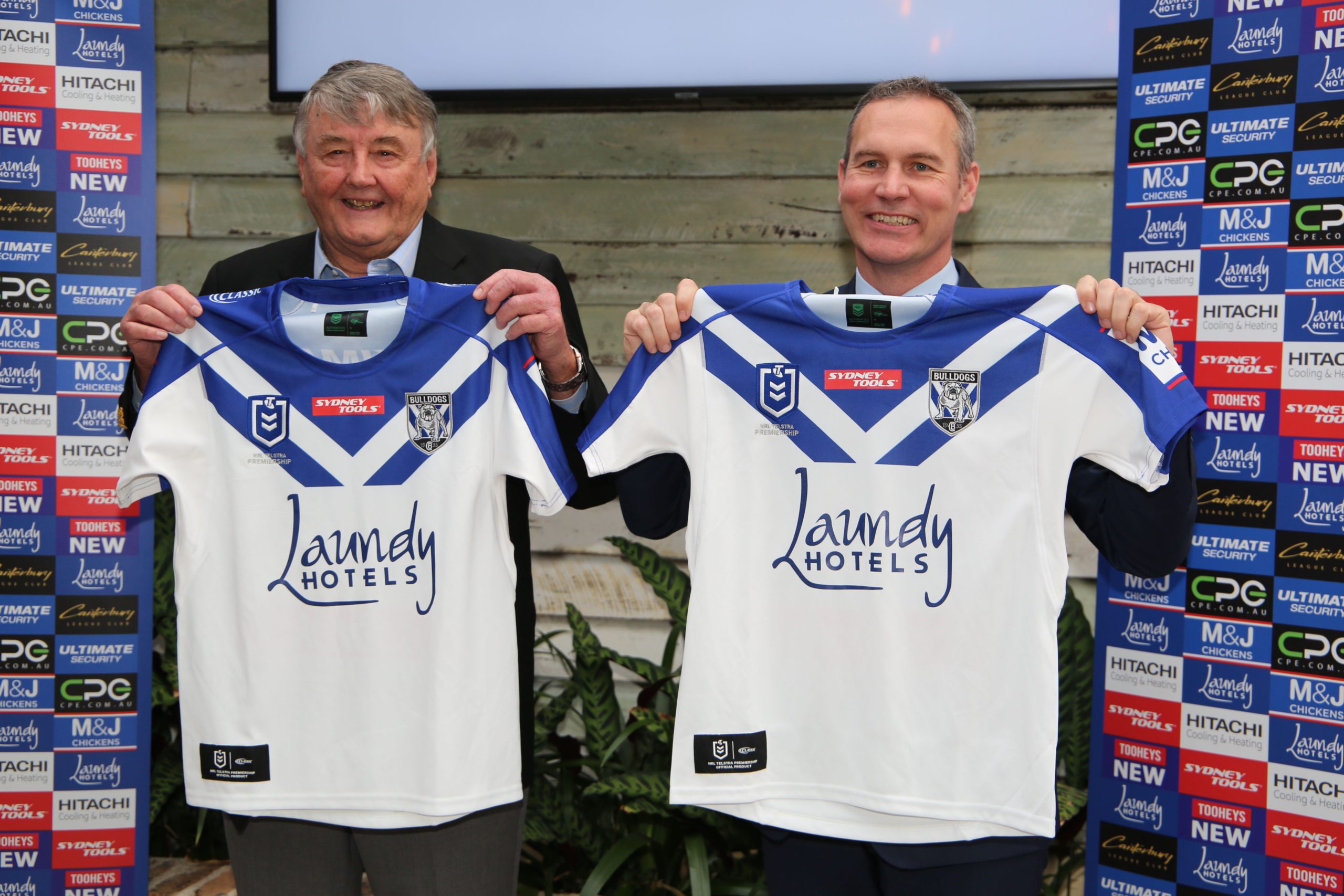 Nrl bulldogs hot sale 2020 jersey