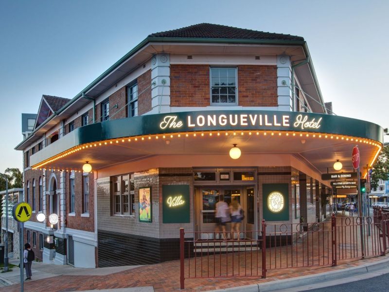 Longueville Hotel facade