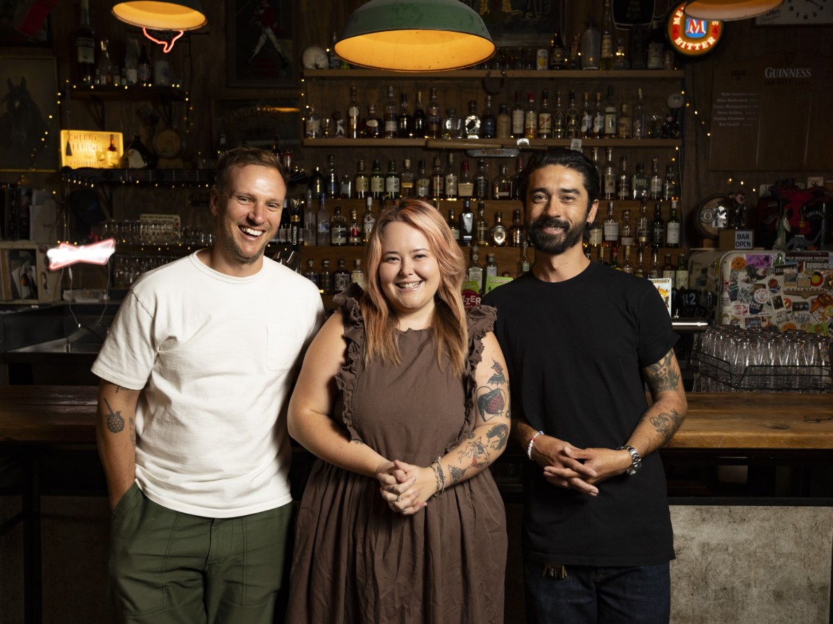 Lulie Tavern team