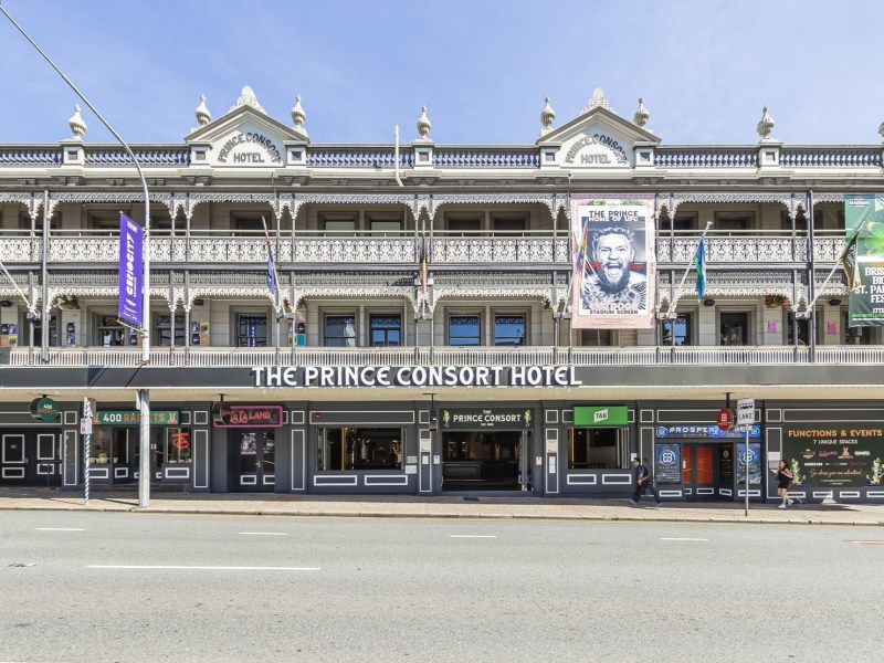 The Prince Consort, Redcape