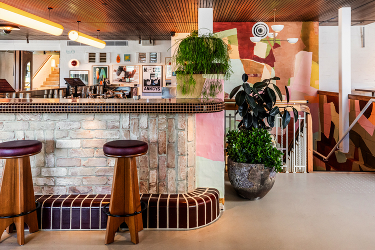 Bombies, Epochal Hotels