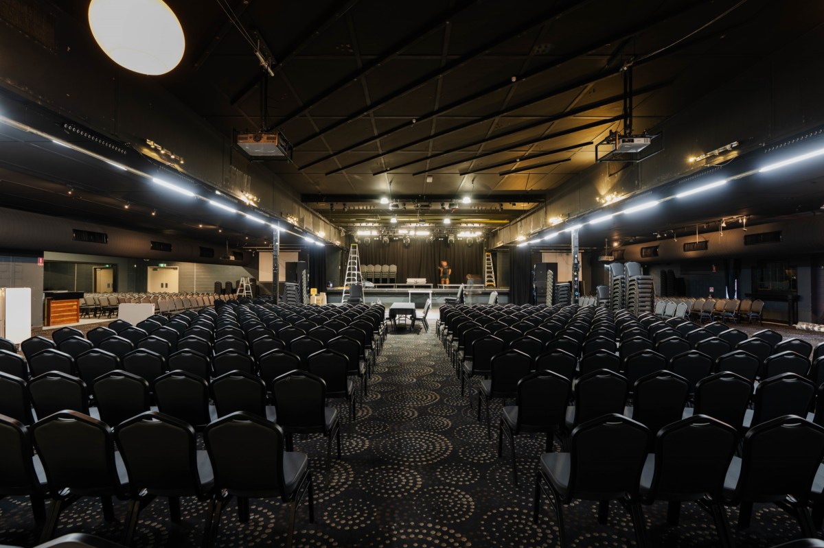 Mansfield Tavern, The Arena