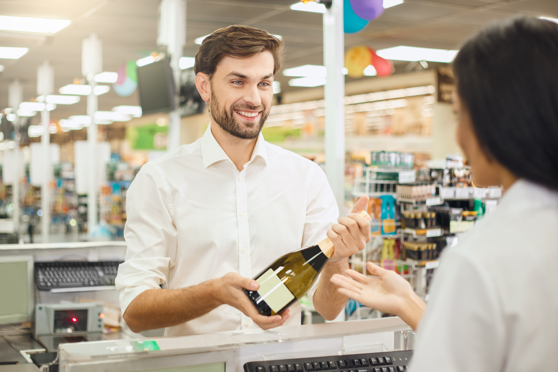 A renewed push for convenience stores to sell alcohol National Liquor News