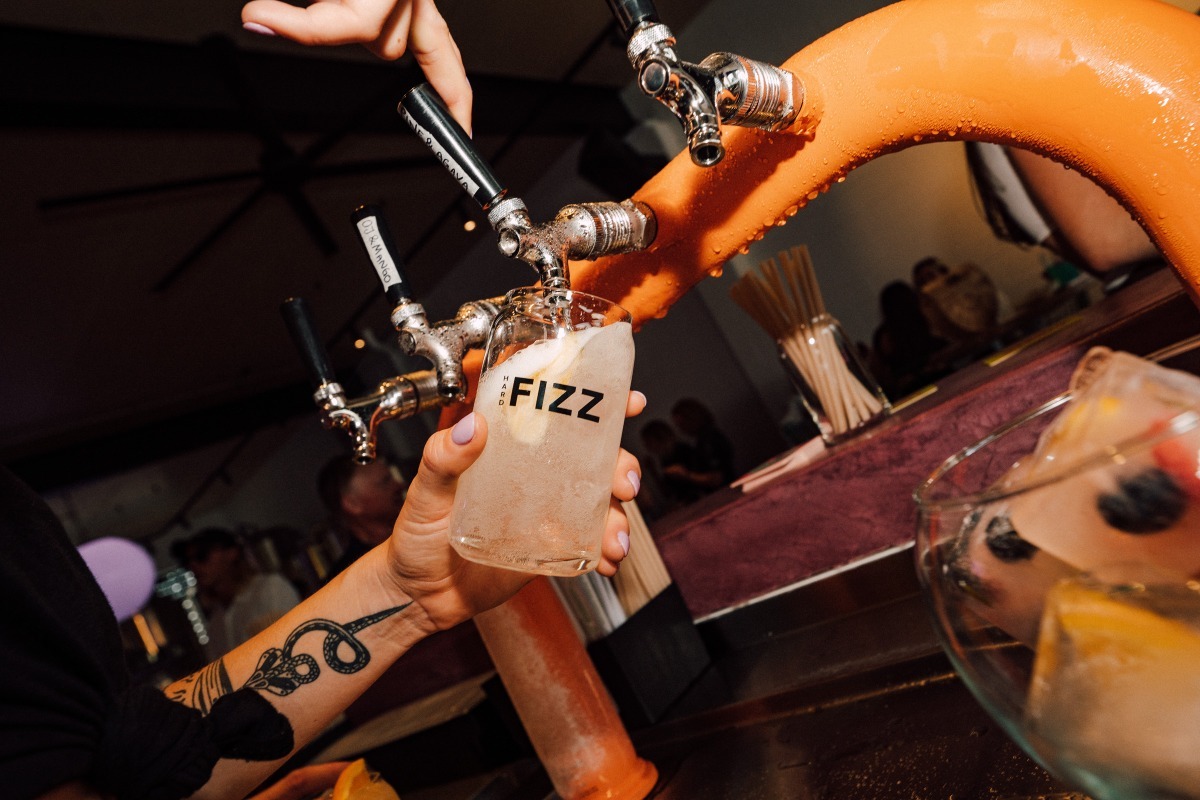 Bartender pouring FIZZ Seltzer