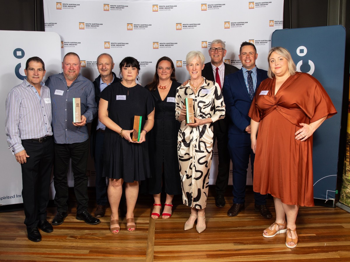 Eden Hall Wines, Pernod Ricard Winemakers and Orbis Wines accept their Environmental Excellence Awards.