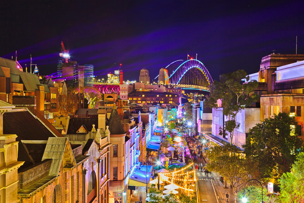 Vivid Sydney trading hours