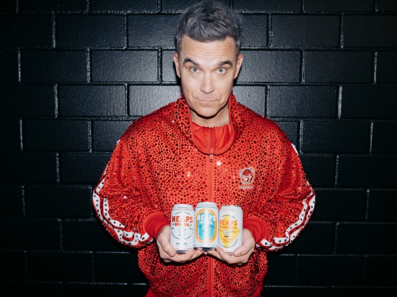Robbie Williams Heaps Normal