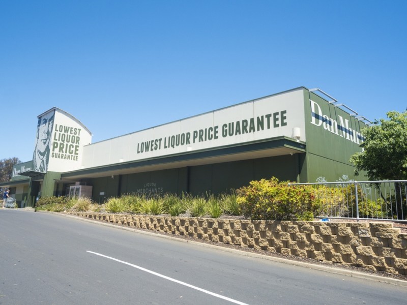 Endeavour retail down hotels growth